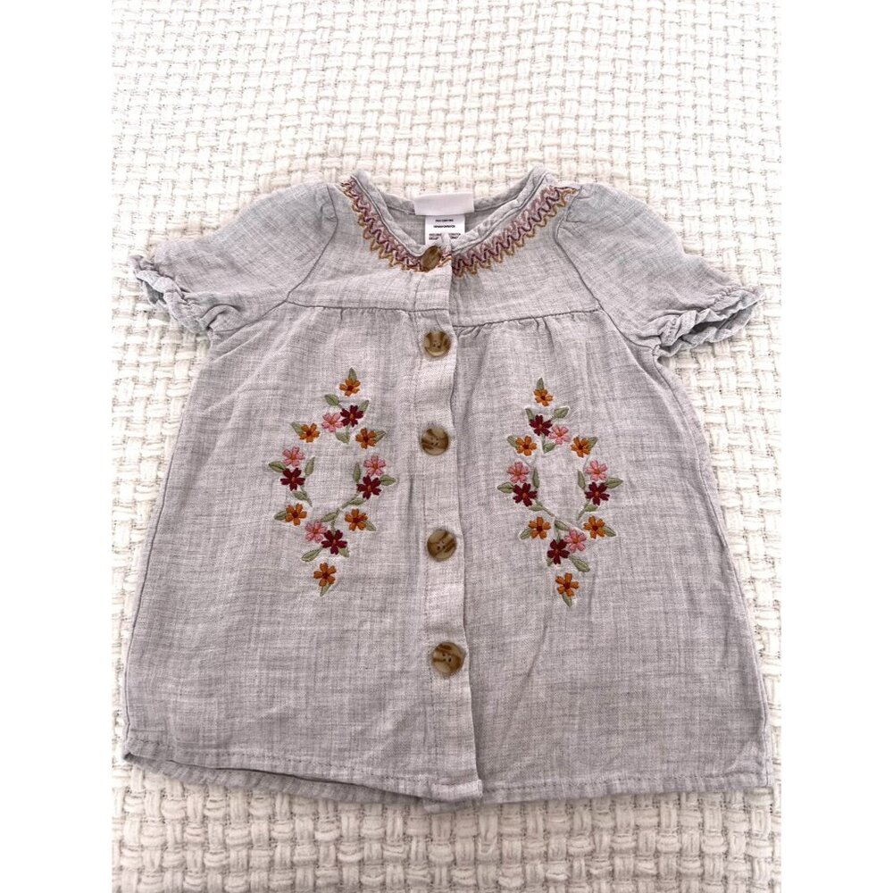 Daisy Fuentes Floral Embroidered Top